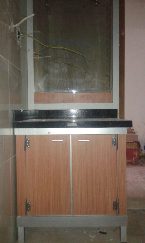 Jasa Aplikator Cubicle Toilet Surabaya